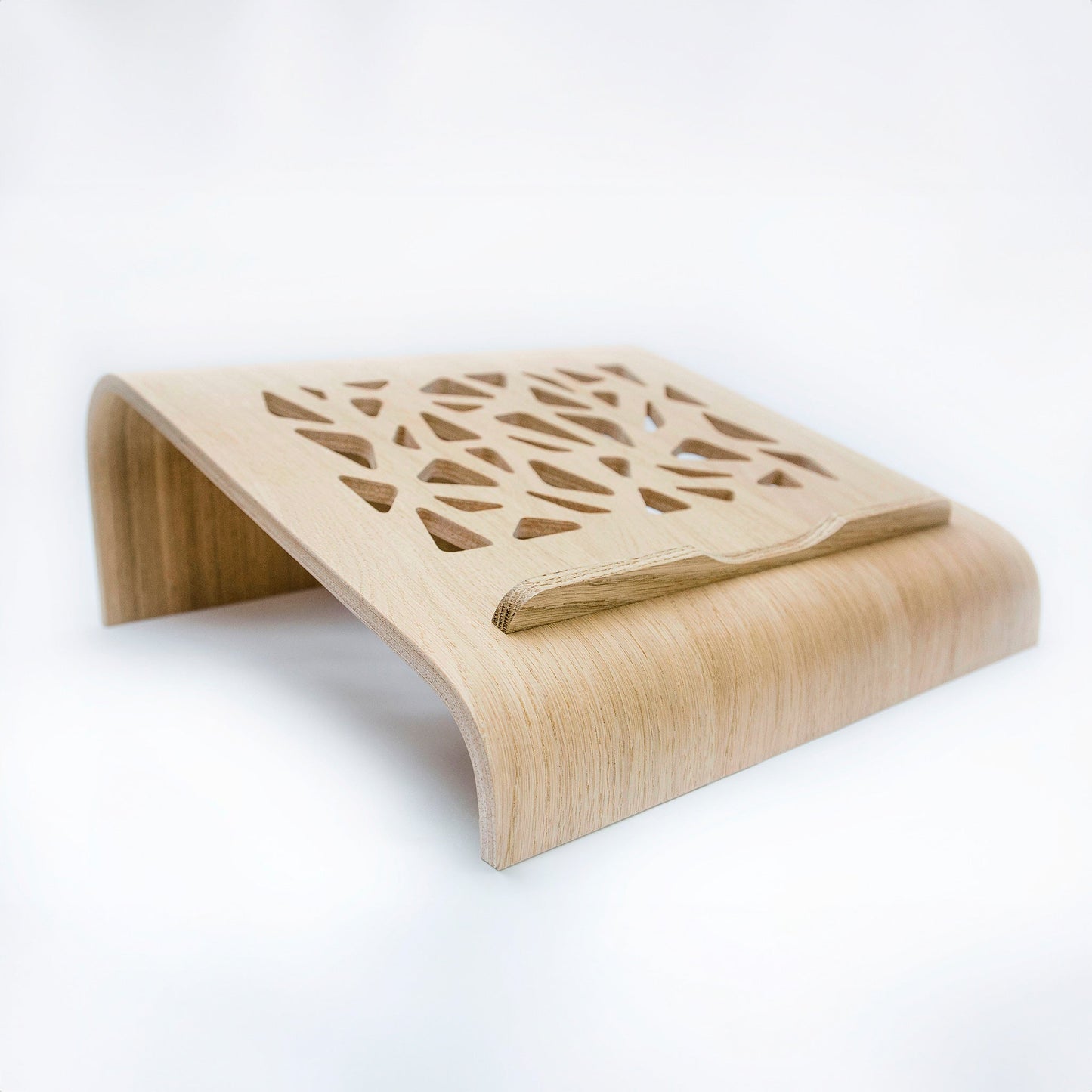 Houten Laptopstandaard met Ventilatie | Scandinavisch Eiken Design